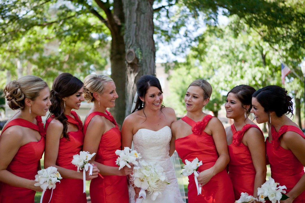 Samantha & her bridesmaids close up